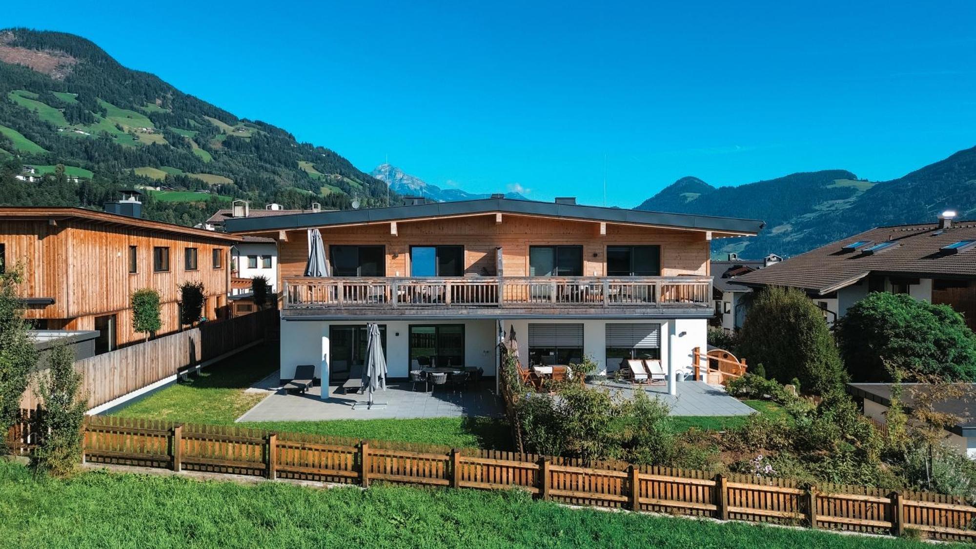 Isanora - Garden & Private Whirlpool By Alpenluxus Appartements Fugen Bagian luar foto